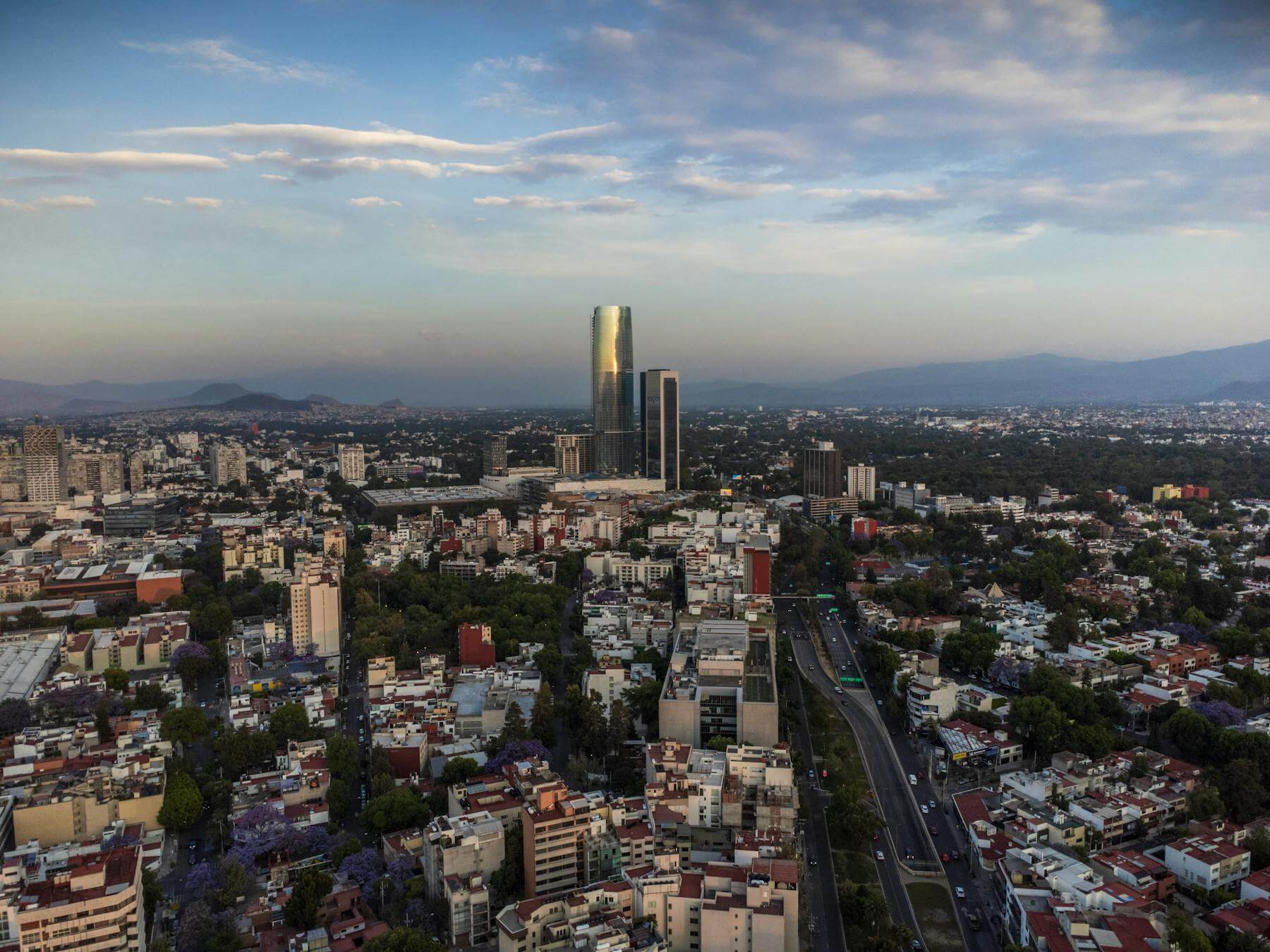 Mexico City urban atmosphere